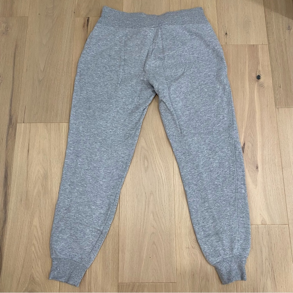 Calvin Klein | Grey Mid Rise Sweatpant Jogger 🤍 - Picture 6 of 7